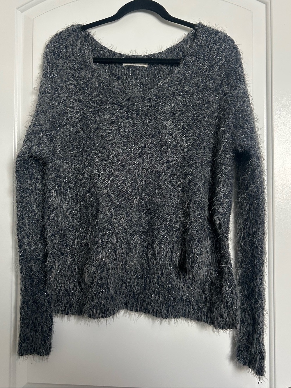Abercrombie & Fitch Fuzzy Crewneck Sweater Size M 90s Fall Preppy Holiday Chic